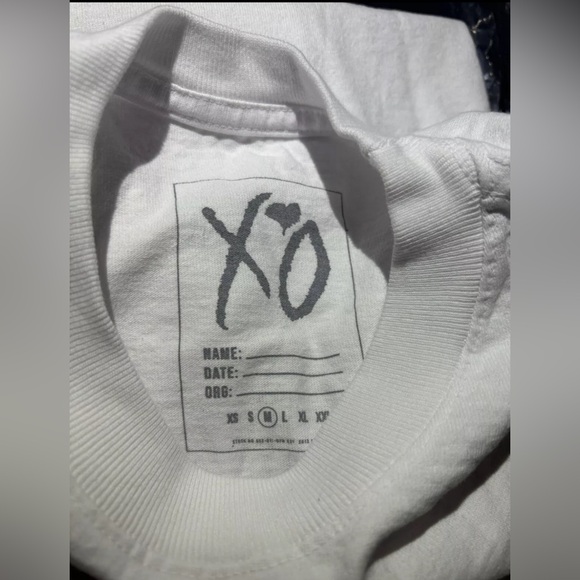 NWB/NWT• XO The Weekend ‘Die For You’ T-Shirt•Lightening Bolt Back•White Med - Picture 3 of 5